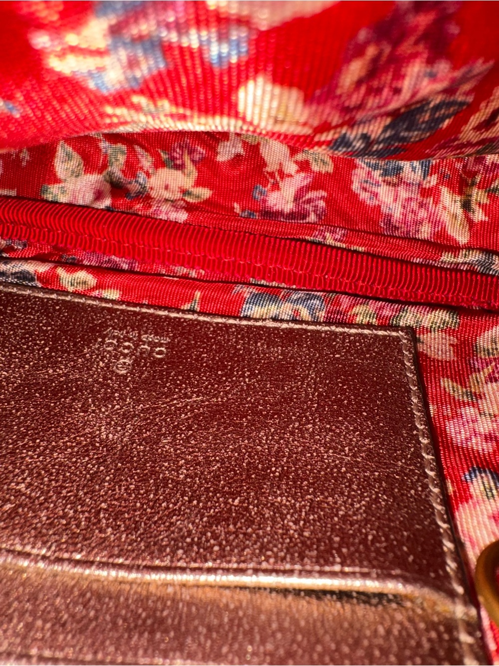 Gucci Trapuntata Mini Crossbody Bag - Picture 4 of 7